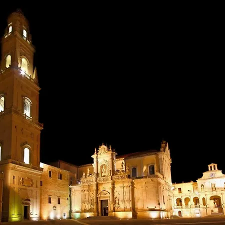 Salotto Dei Baroni * ليتشي